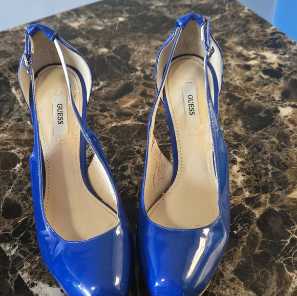 Guess  Heels - Picture 5 of 6